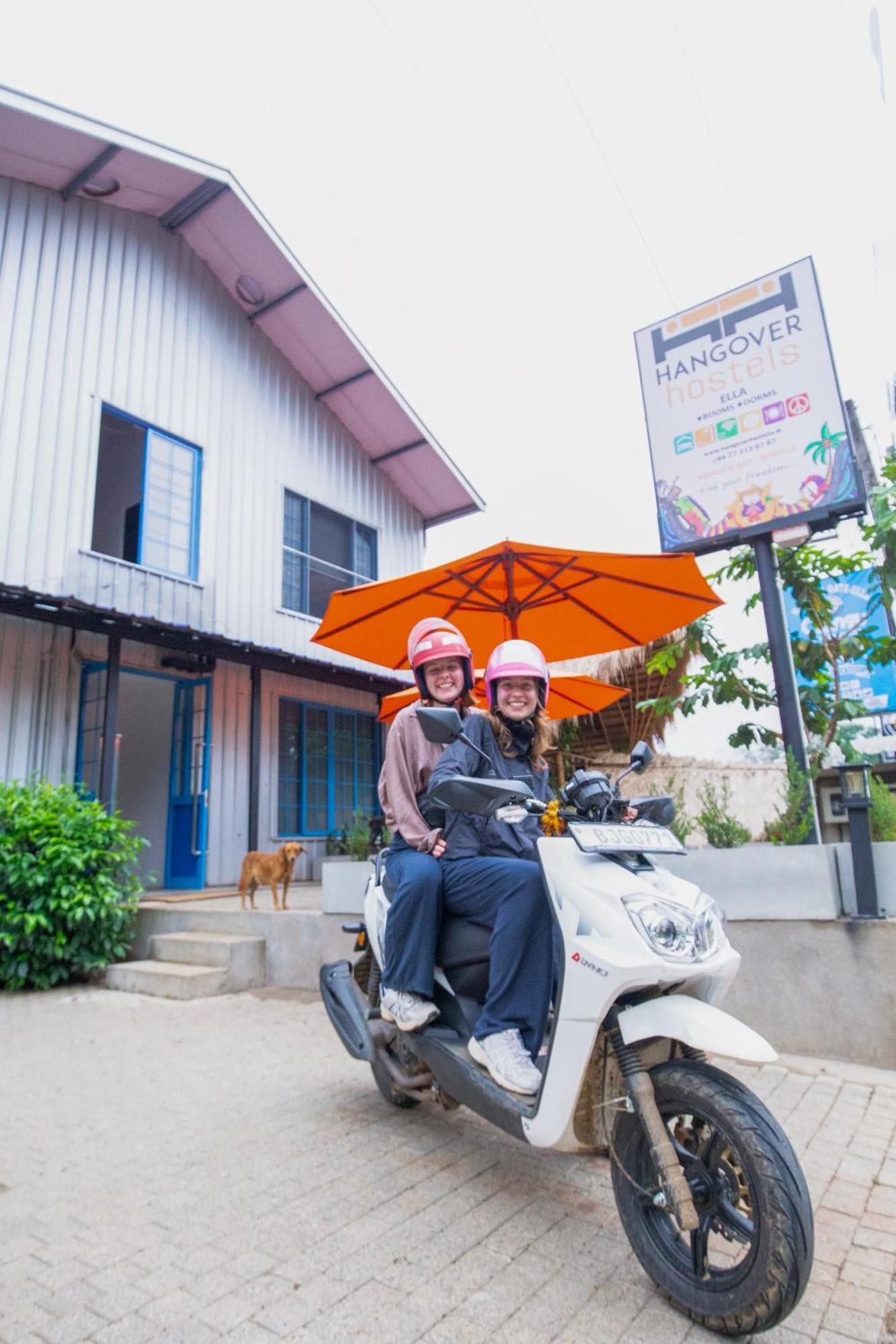 Hangover Hostels Элла Экстерьер фото